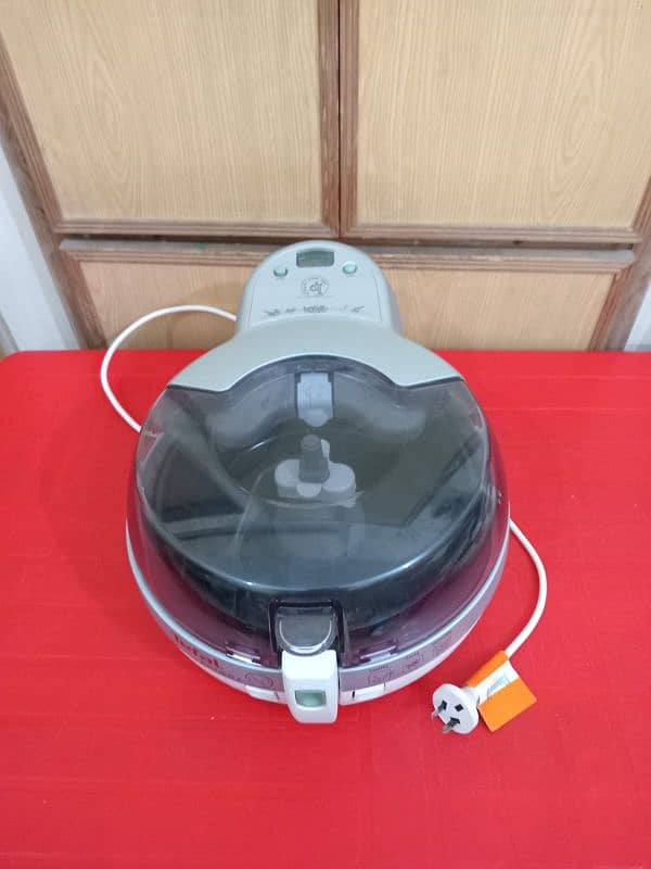 Tefal Actifry 1. o Litre Electric Air Fryer 4