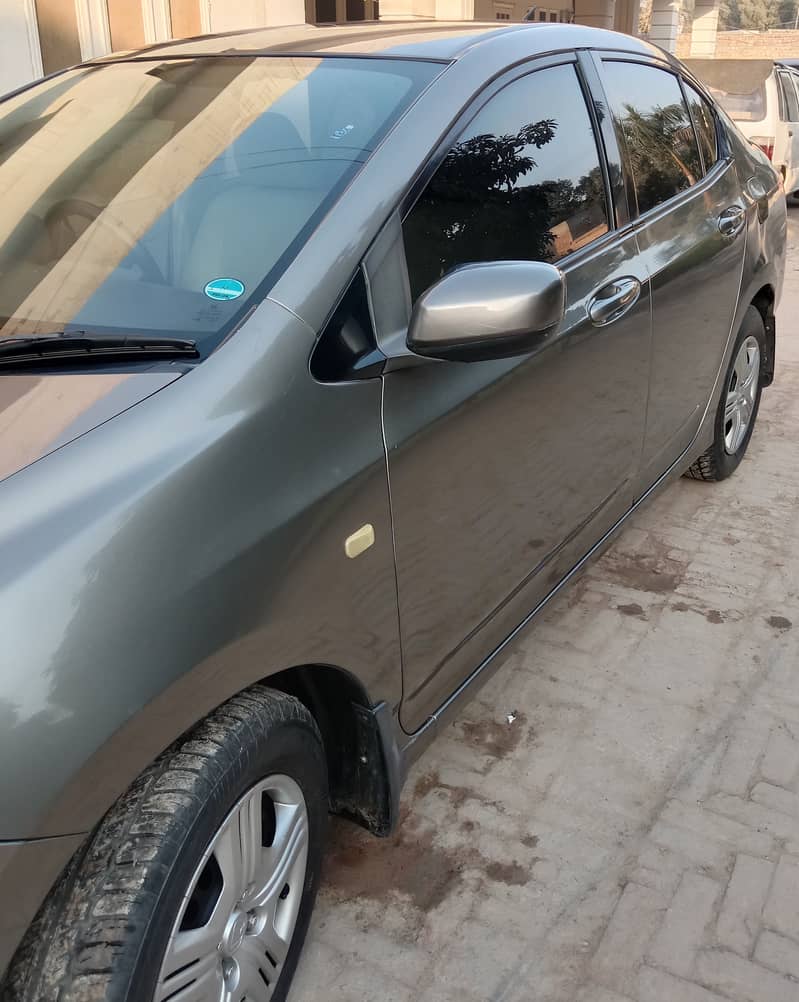 Honda City 2014 Model For Sale 3