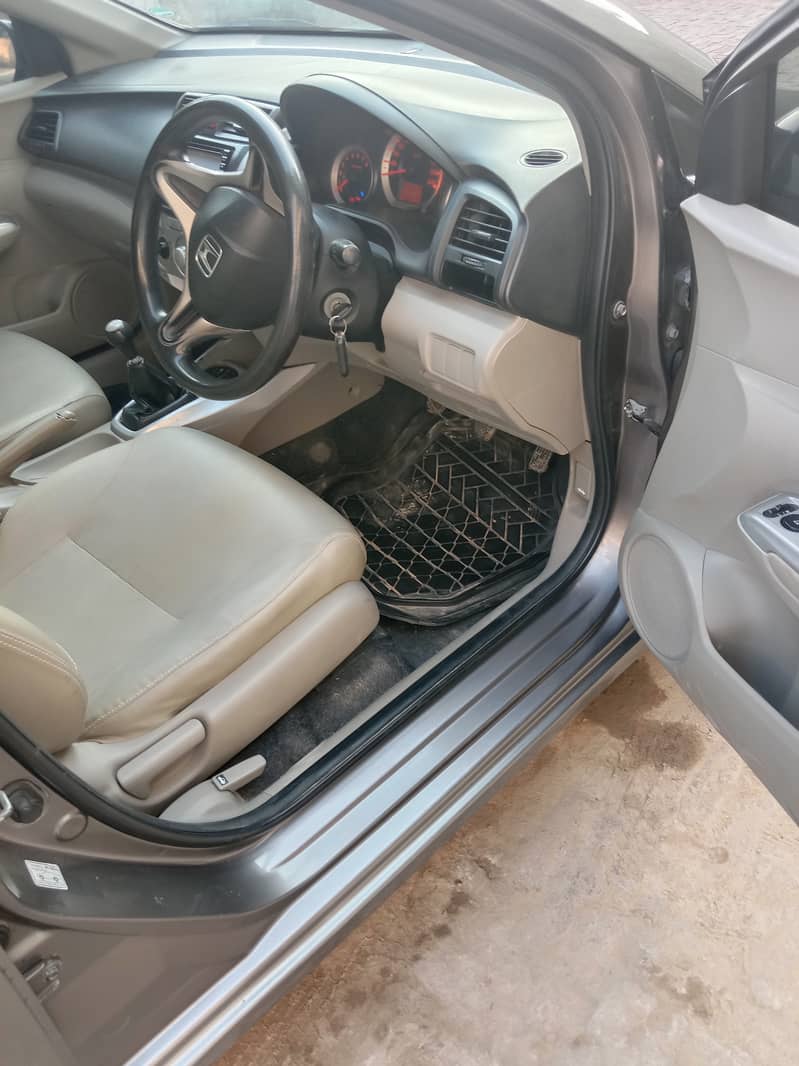 Honda City 2014 Model For Sale 9