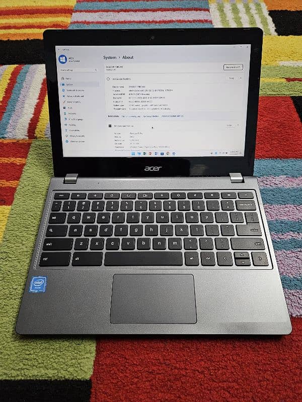 ACER laptop with 128GB SSD 5