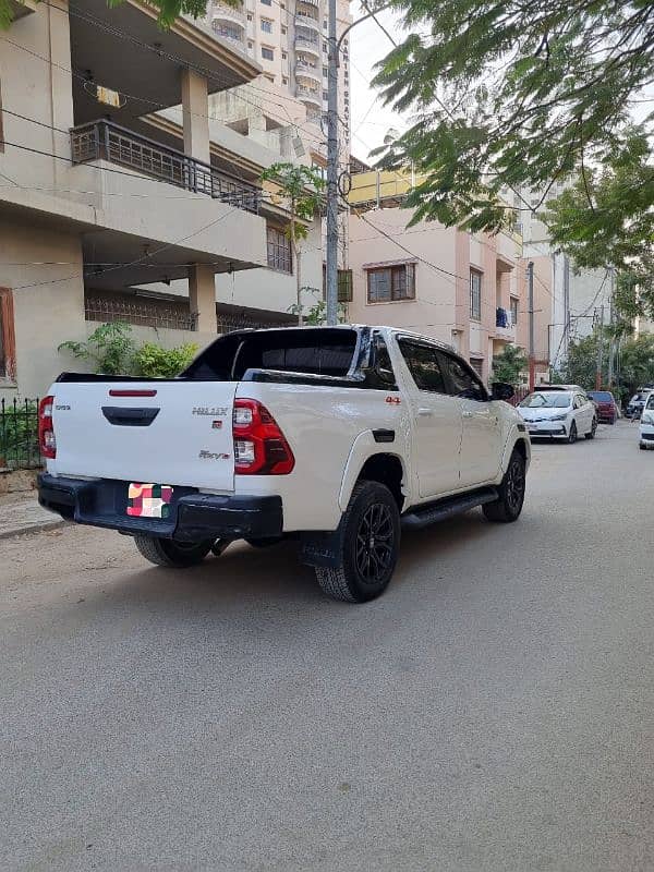 Toyota Hilux 2023 2