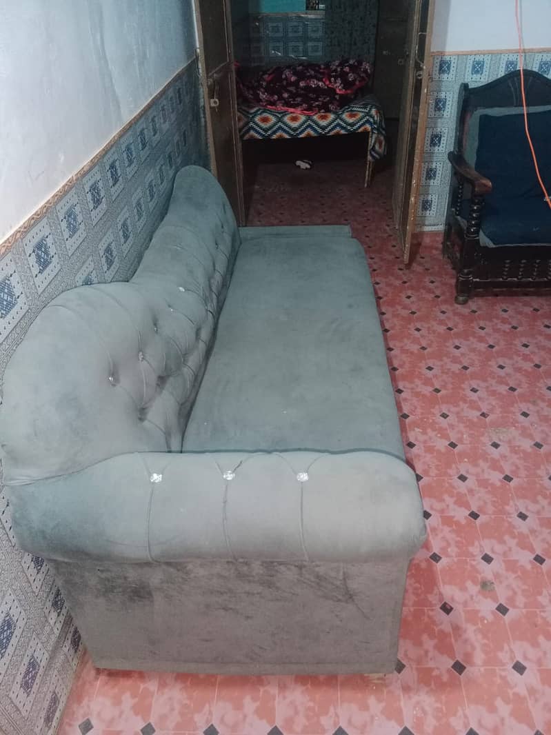 Sofa 3 seater for sale 2