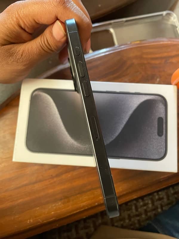 iphone 15 pro 128gb Non PTA FU with Box 5