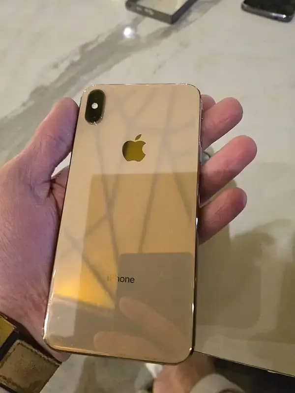 Apple iPhone XS Max 0