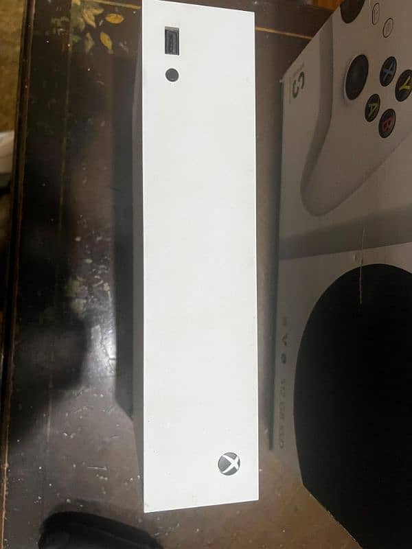 Xbox Series S 512 GB 3