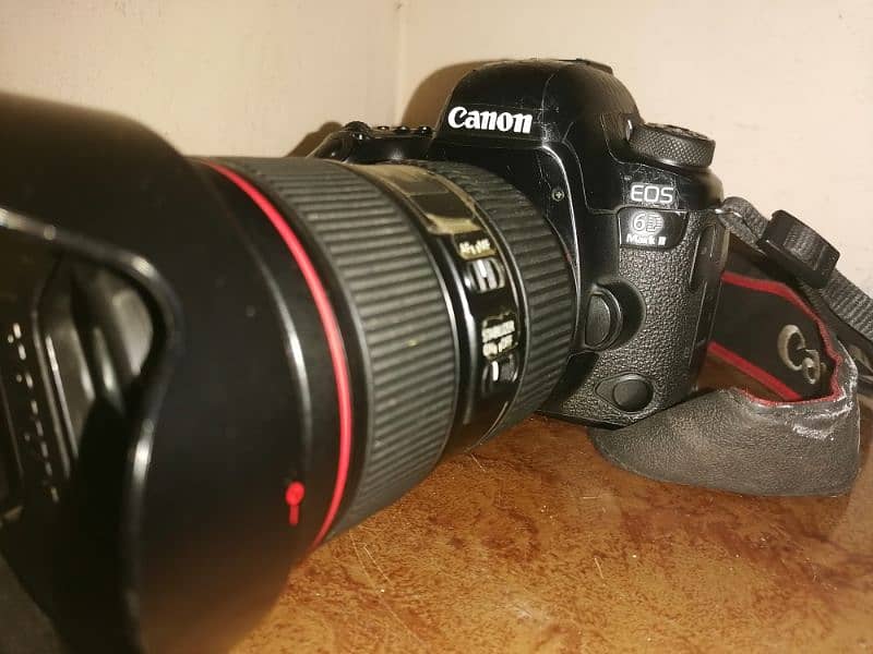 canon Mark ii 24.105 is 2 lens 3