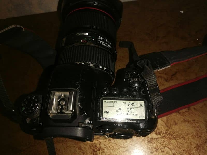 canon Mark ii 24.105 is 2 lens 6