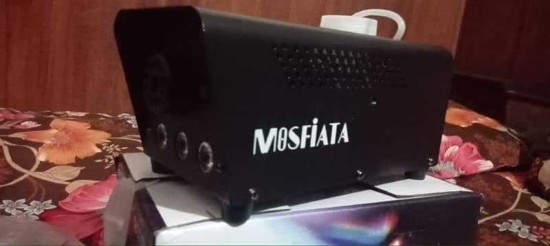 MOSFiATA Fog Machine with Controllable Lights 8