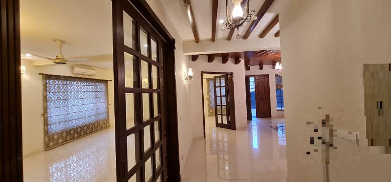 F-7/3: 666 Yards BRAND NEW HOUSE, Proper Double Unit, 6 Bedrooms, Main Double Road, MOST SOUGHT-AFTER LOCATION, CDA Transfer, Demand 60 Crores, 3