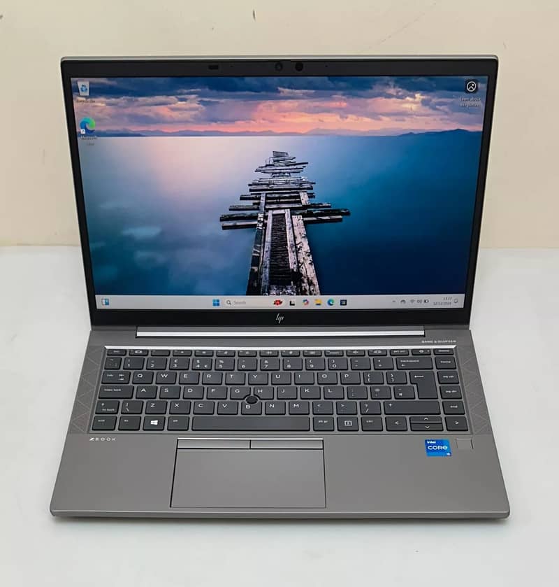 HP Zbook Firefly 14 G8 0