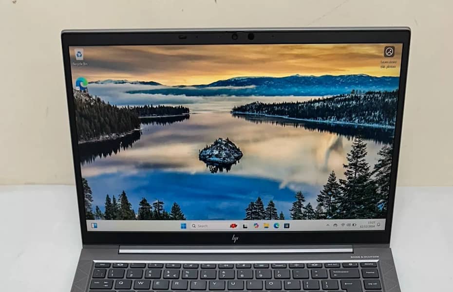 HP Zbook Firefly 14 G8 1