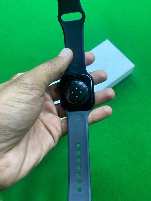 apple watch series 10 Jet black 11 month warranty 0