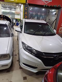 Honda Vezel 2015 pearl white