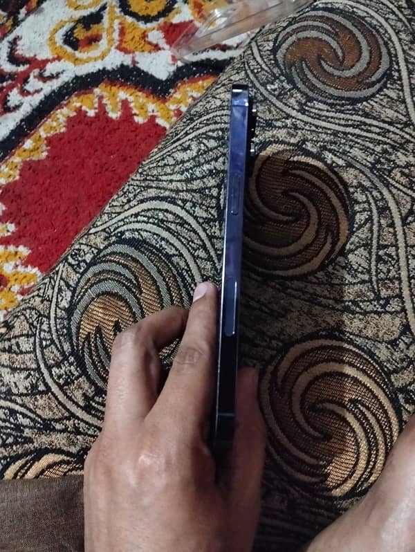 jv sim LLA model 128gb condition bilkul saf hai 1