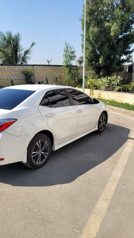 Toyota Altis Grande 2017 3