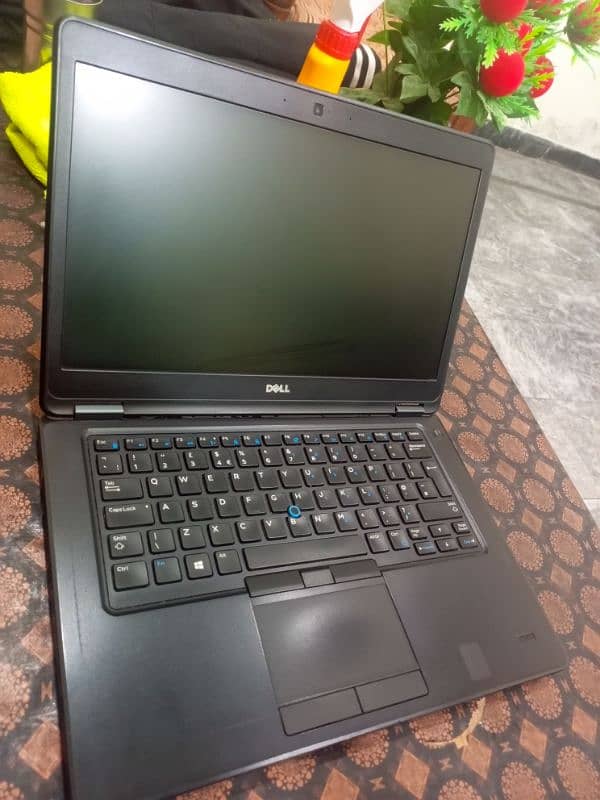 Dell latitude series E5450 1