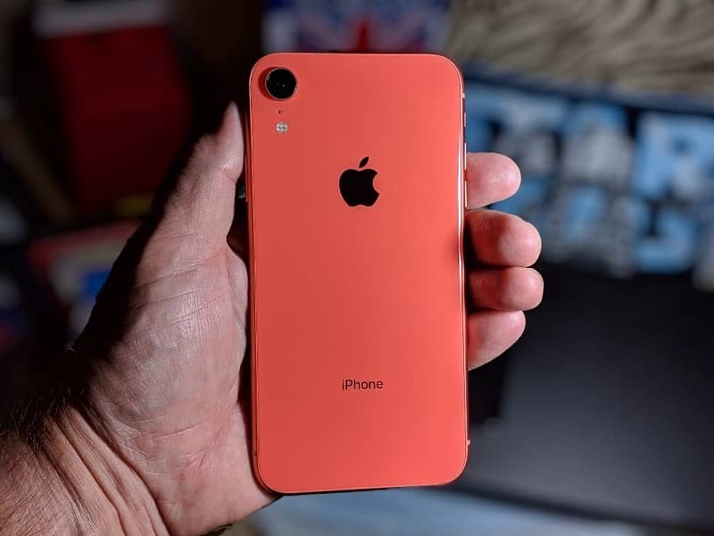 iphone xr pta approved 0