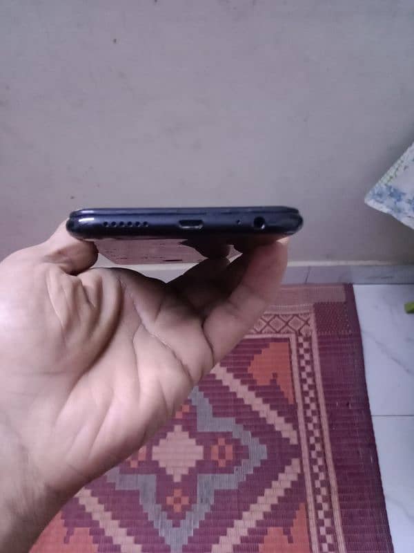 infinix S5 lite (4/64gb) 4