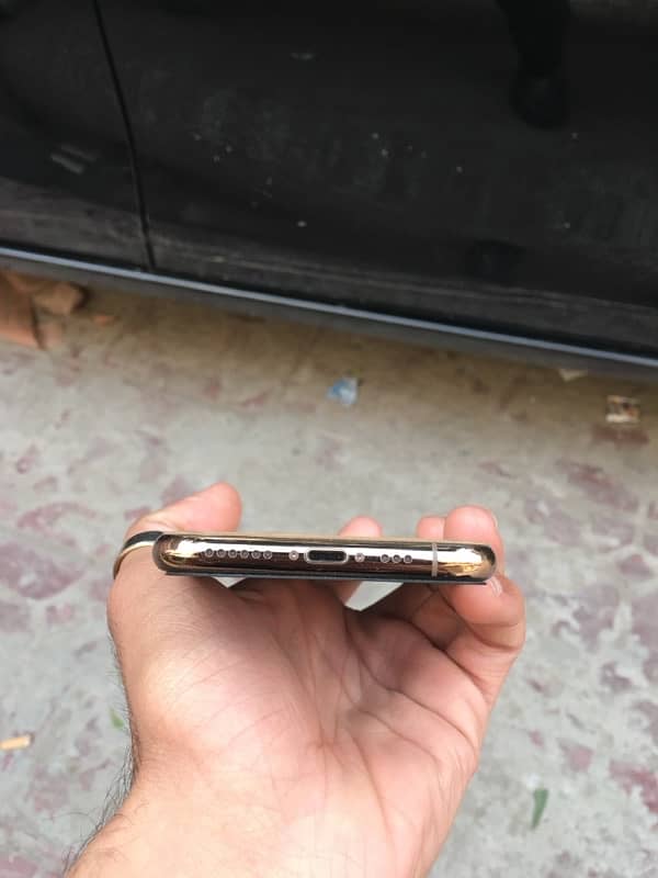 iphone 11 pro (non pta) 4