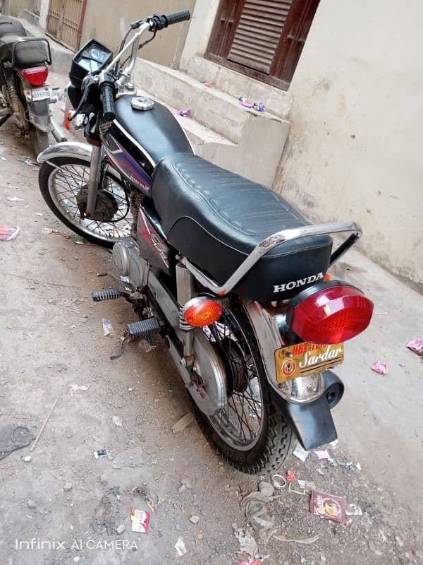 Honda 125 model 2017 urgent sale 4