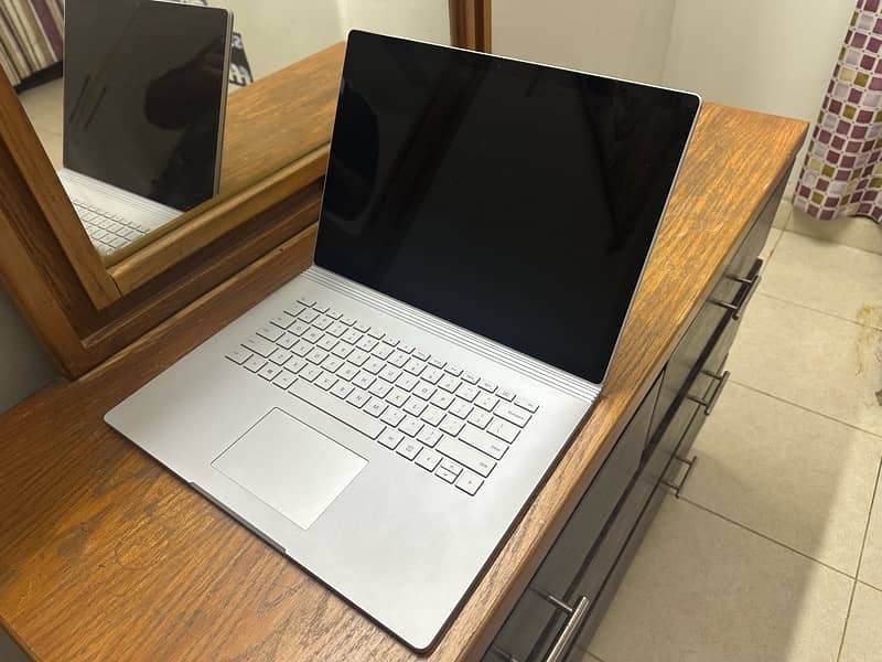 Microsoft surface book 3 1