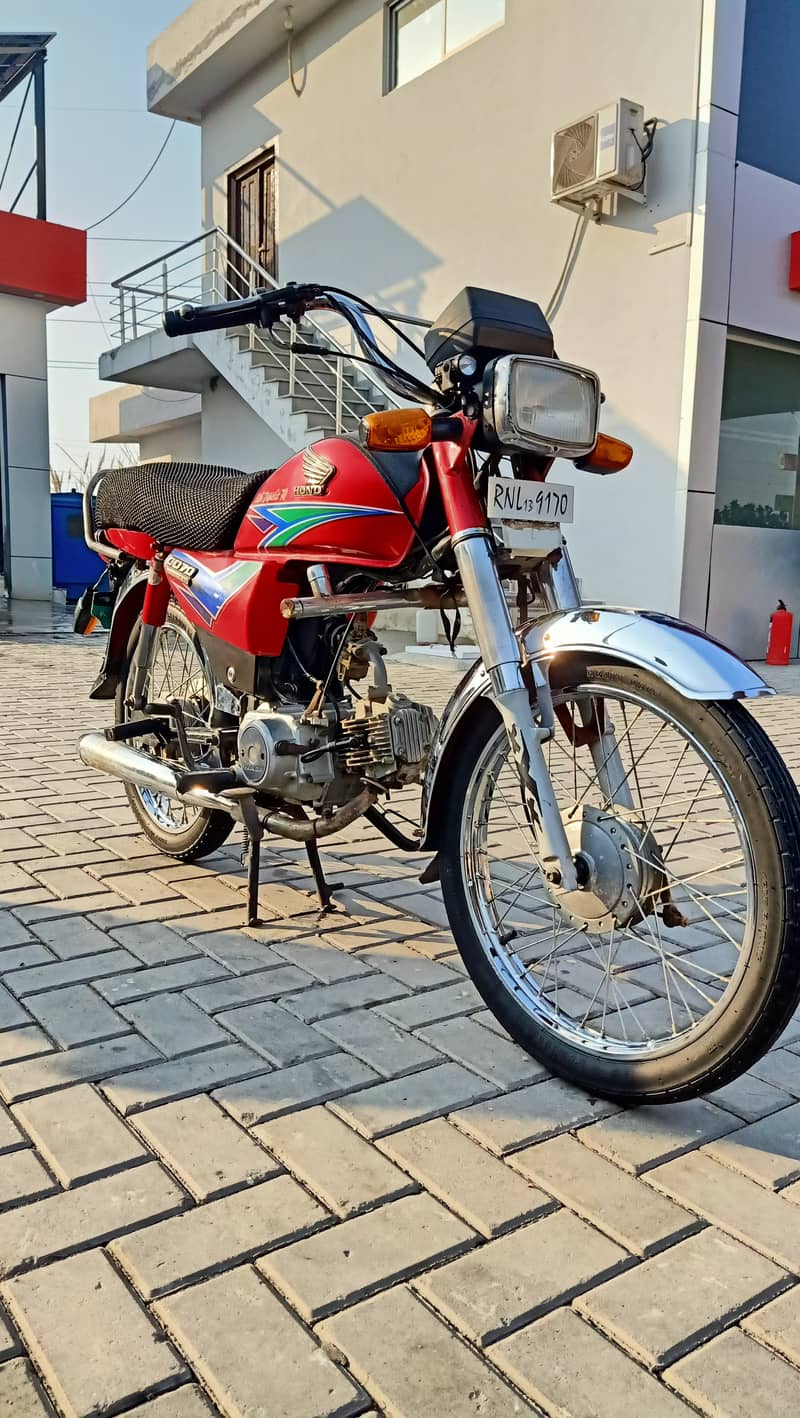 Honda CD 70 2013 4