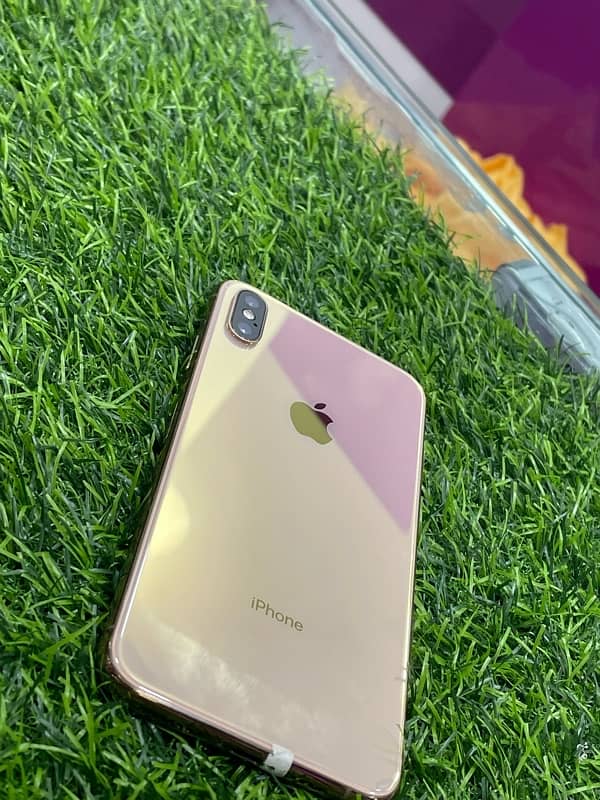 iPhone Xs Max 8