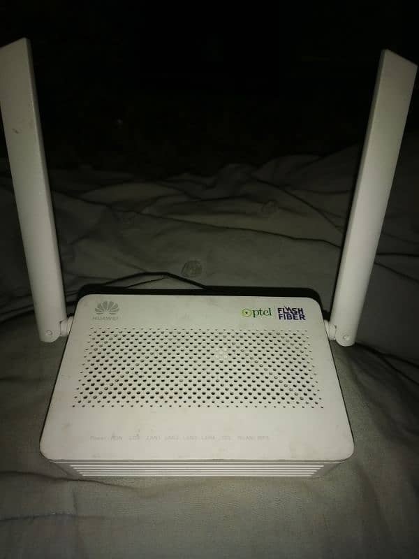 flash faibr ptcl router available 0