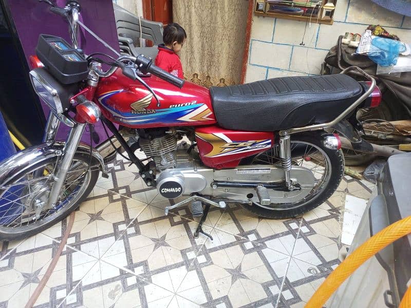 unique 125 cc 2