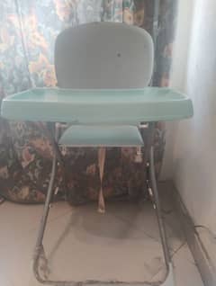 high chair in good condition