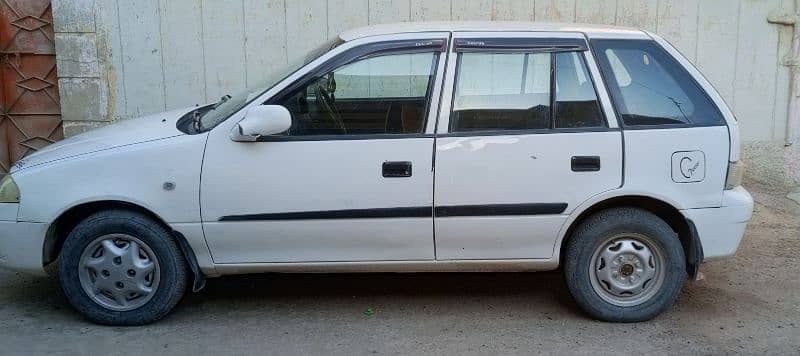 Suzuki Cultus 2013 1