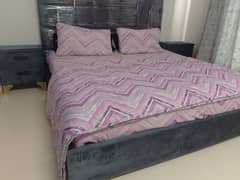 Luxury King Size Bed with Side Tables & Dressing