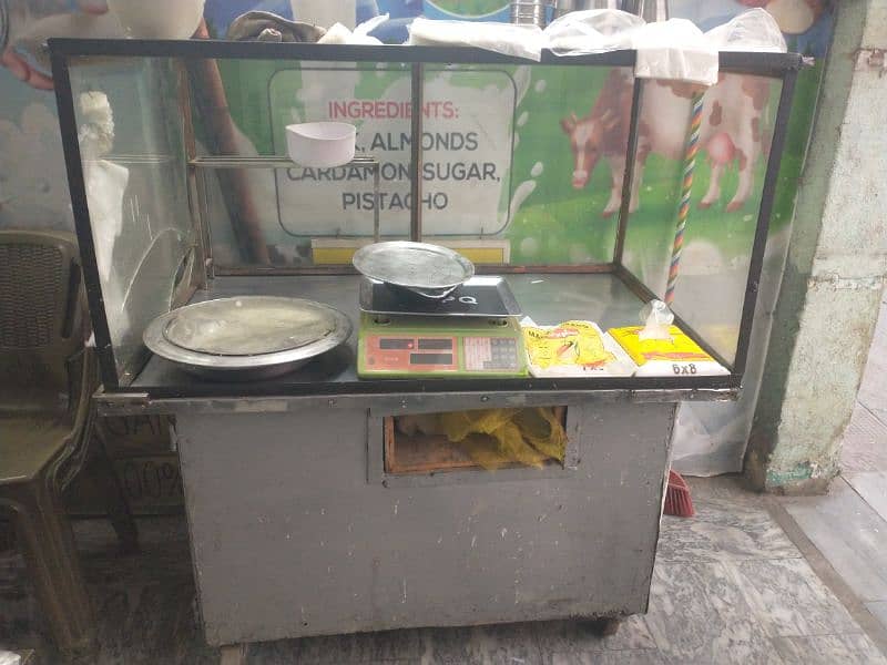 wheel counter for fries,Chaat,dahi bhaly,golgappy and milk use 1