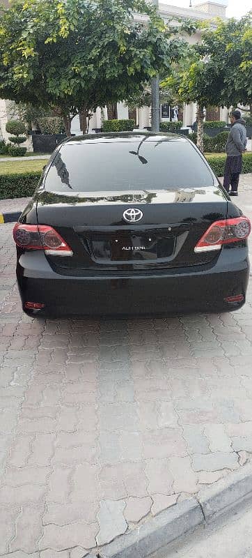 Toyota Corolla XLI 2011 3