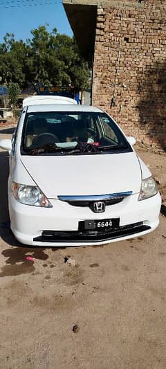 Honda City 2004 White Lahore Registered