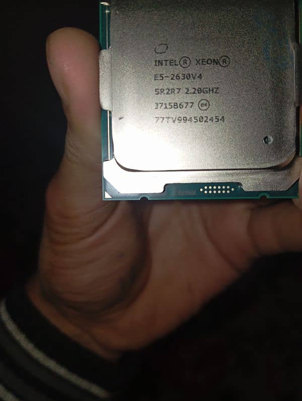 Xeon E5 v4 10 core cpu 0