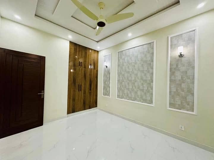 Triple Storey 8 Marla House For Sale In Mumtaz City 5