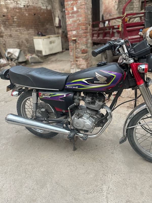 Honda 125 16C In Smoothly Good condition 5