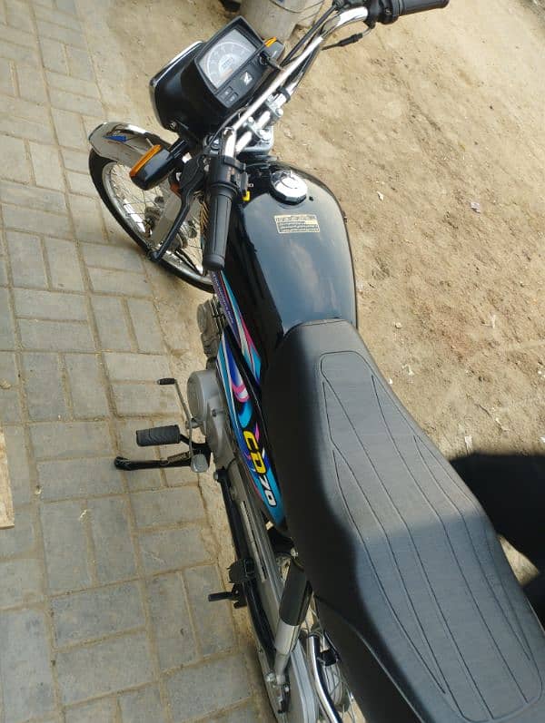 bilkul new bike hy Abhi Sirf 5600 Chali hy 1