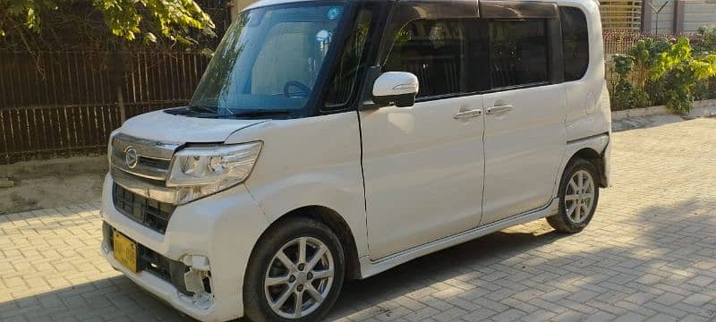 Daihatsu Tanto 2015 2