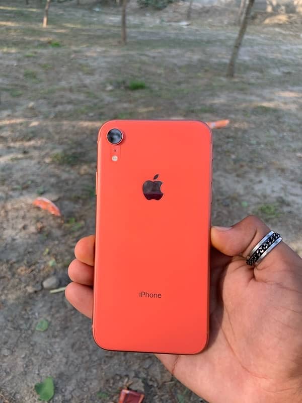 iPhone xr 10/10 condition 64 GB 0