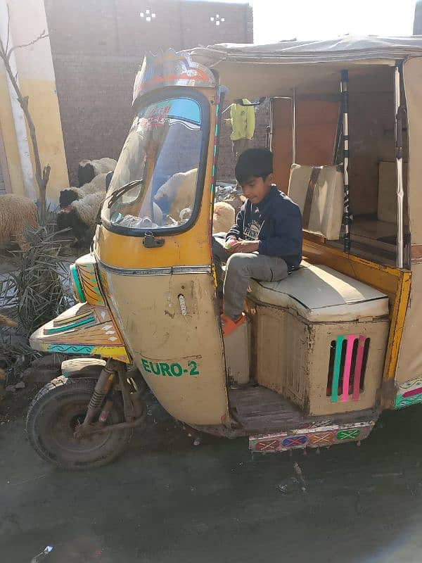 auto rickshaw 2