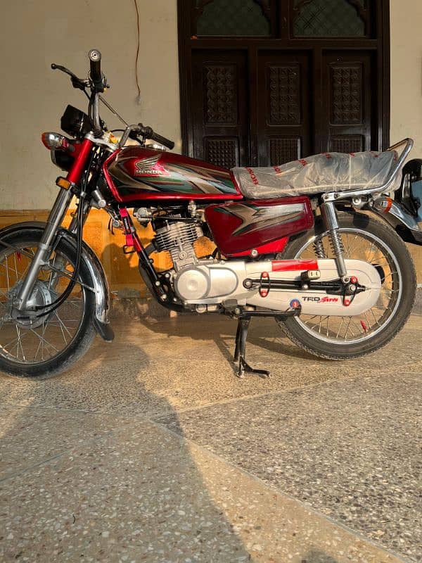 *Honda  CG 125 ( Model  2023)  Total Genuine* 3