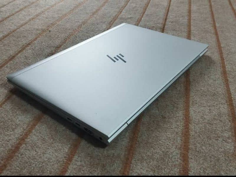 Hp elitebook 840g5. touch screen 2