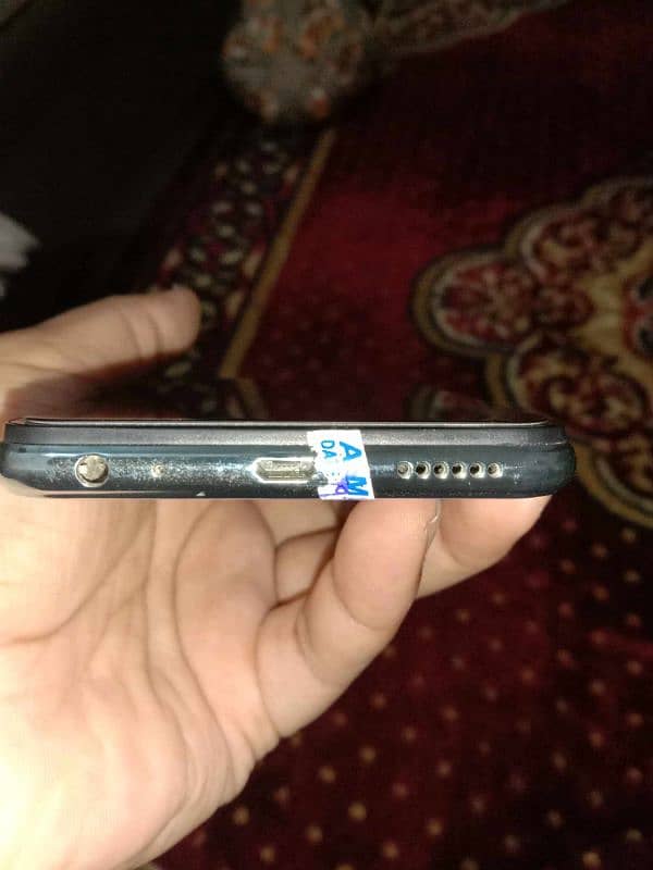 sell my vivo v17 in 10/10 condition 5