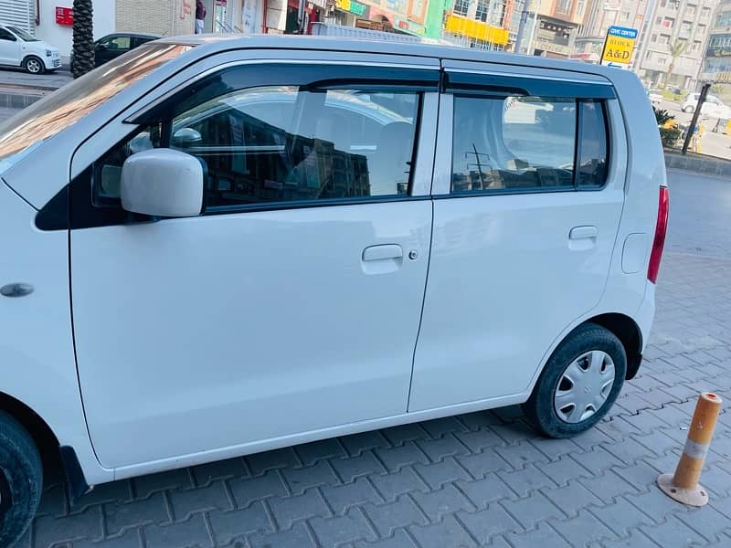 Suzuki Wagon R 2017 4