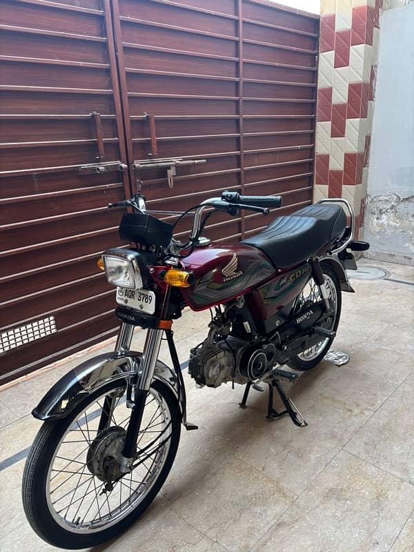 Honda CD70 2023 Model 10/10 condition 2