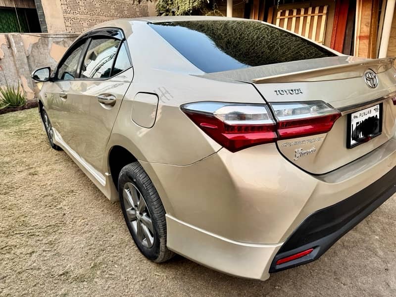 Toyota Corolla Altis 1.8 2015 Facelift 2