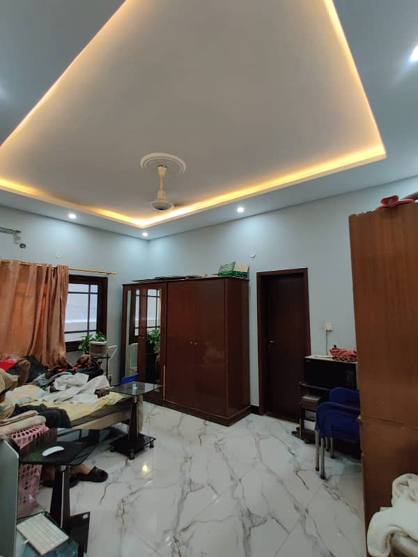 Gulshan Iqbal Block 13D1 400 Sq Yard Fully Renovated 2