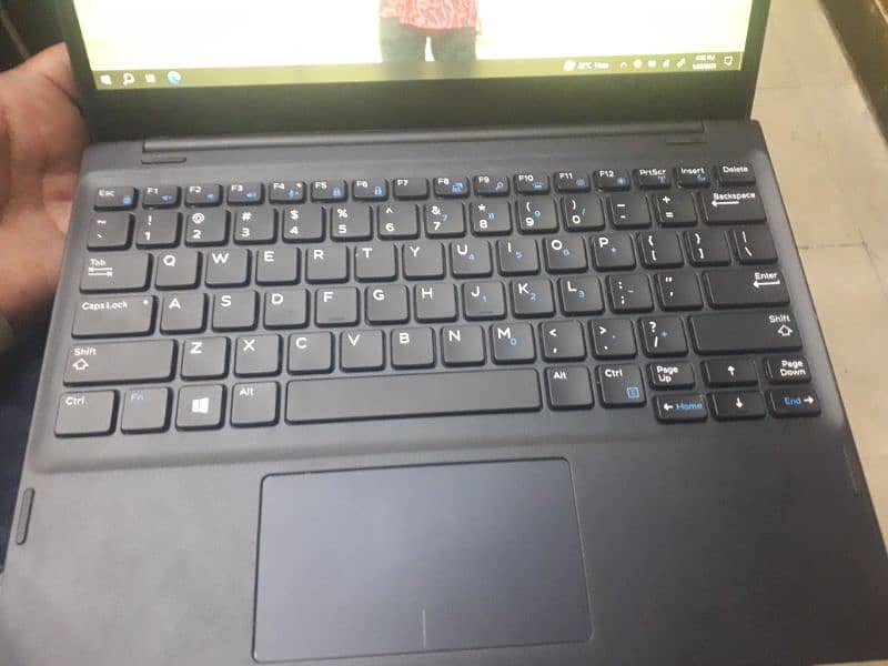 Dell laptop 3